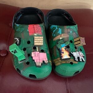 CROCS Kids Green Pixel Fun Slippers